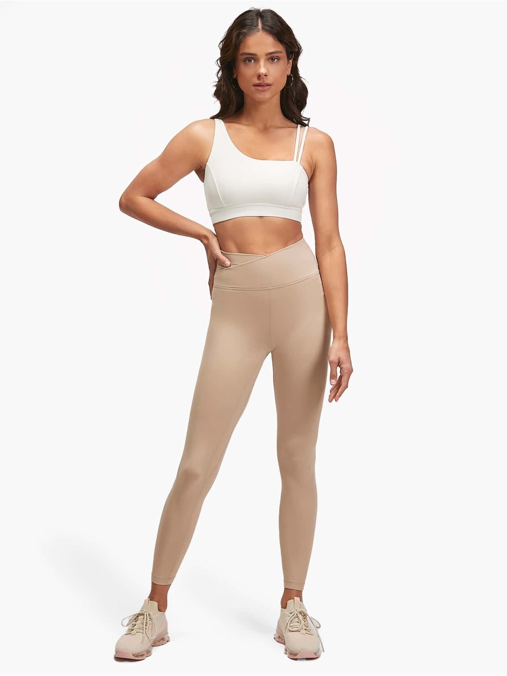 Glowmode FeatherFit Asymmetric Sports Bra White Women’s Sz S 🤍✨